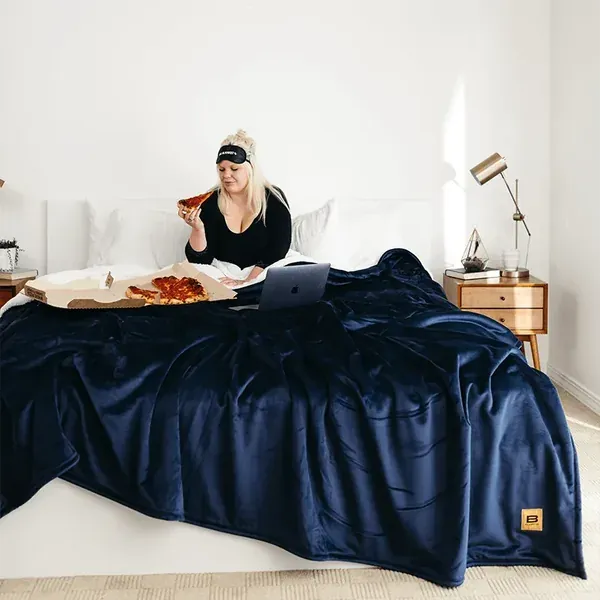 Factory Sale: Sherpa Stretch™ Blanket