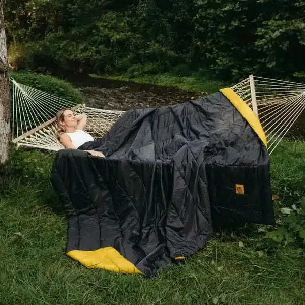 XL Outdoorsy™ Blanket