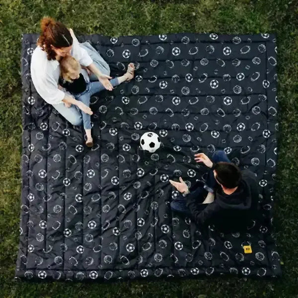 XL Outdoorsy™ Blanket