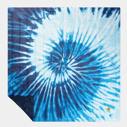 XL Outdoorsy™ Blanket