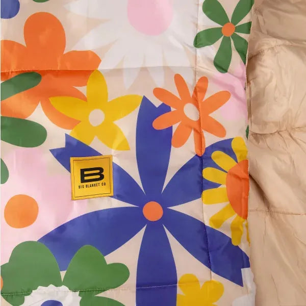 XL Outdoorsy™ Blanket